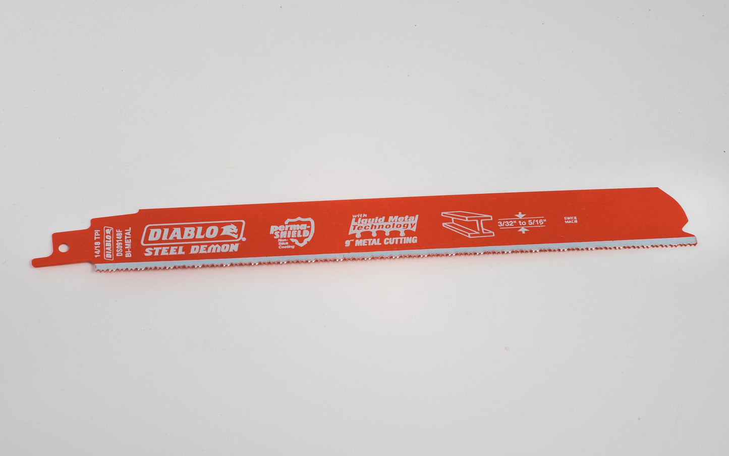 Diablo 9" Metal Cutting Reciprocating Saw Blade - 14 / 18 TPI. Model DS0914F. Swiss made.