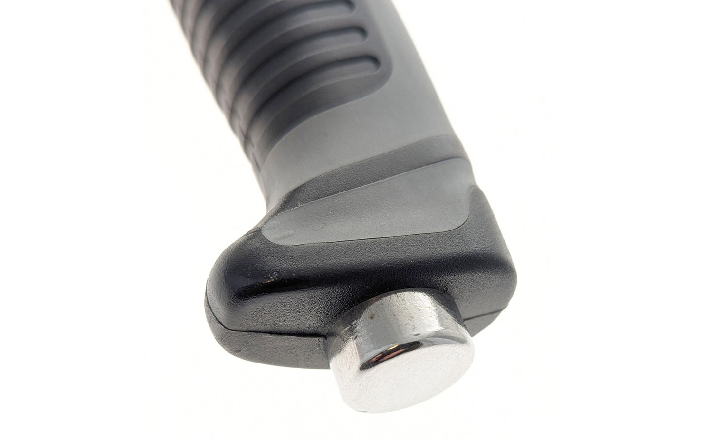  A basic camping axe with sheath. 4" long blade length & 10" overall length. Six hex wrenches on axe ranging from 3/4" to 1/4", providing versatility for various fastening needs. Made by SE.