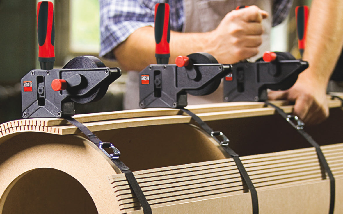 This Bessey 23' Strap Clamp VAS-23+2K is a high quality strap clamp that places pressure on mitre joints. Applies a positive, even pressure on all joints, perfect for clamping square, round, rectangular or irregular shapes. Includes four pivoting Vario corner clamps. 23' clamping capacity. 091162001554