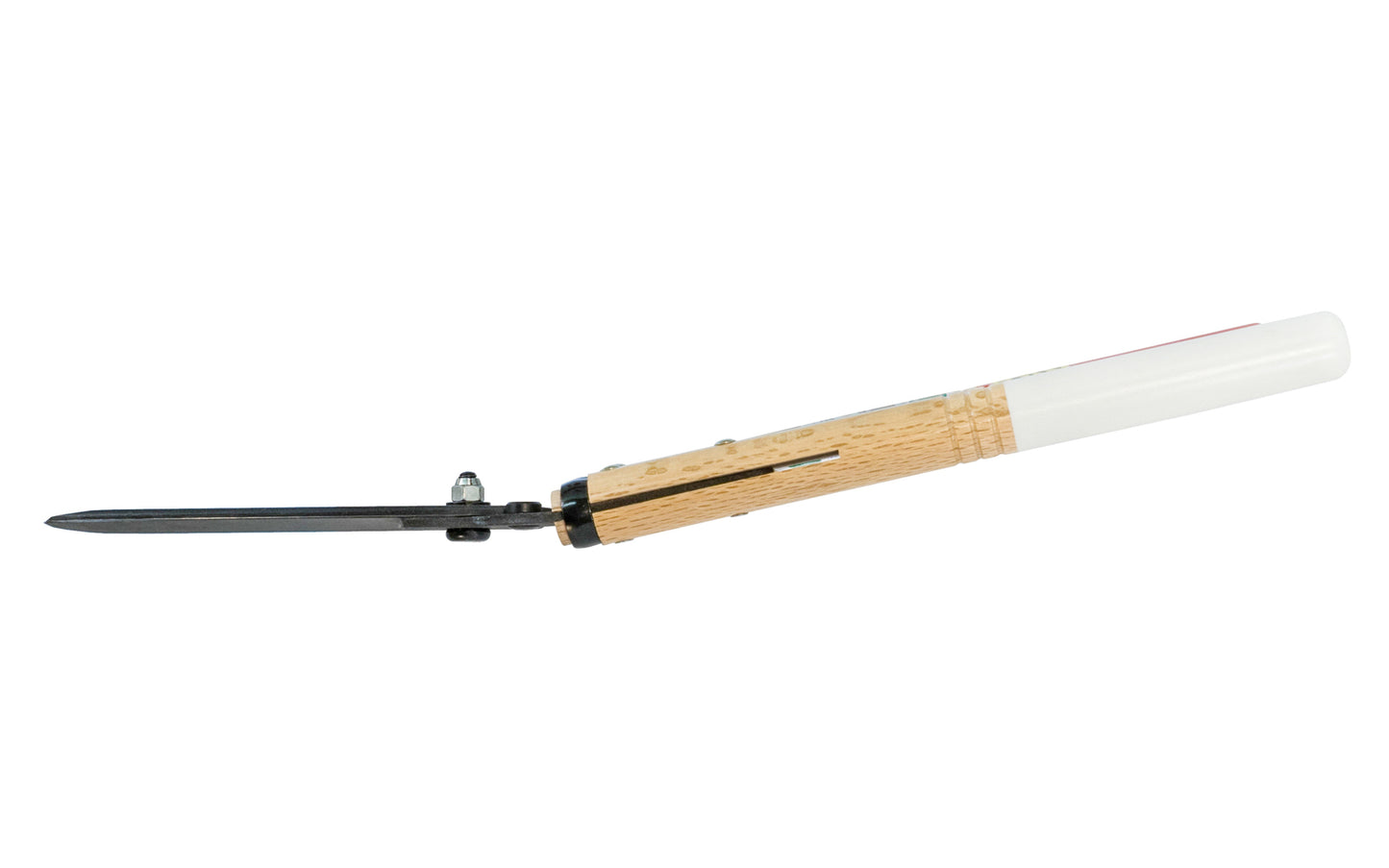 Professional Japanese Hedge / Shrub Shears made by Okatsune in Japan. Made of high quality Izumo Yasuki Steel, the cutting edges are very sharp & cut nicely. Excellent for topiary boxwood & hedges, & other various garden tasks such as trimming, shaping, thinning. Okatsune Model 216. 20" Overall Length. 4968779216007