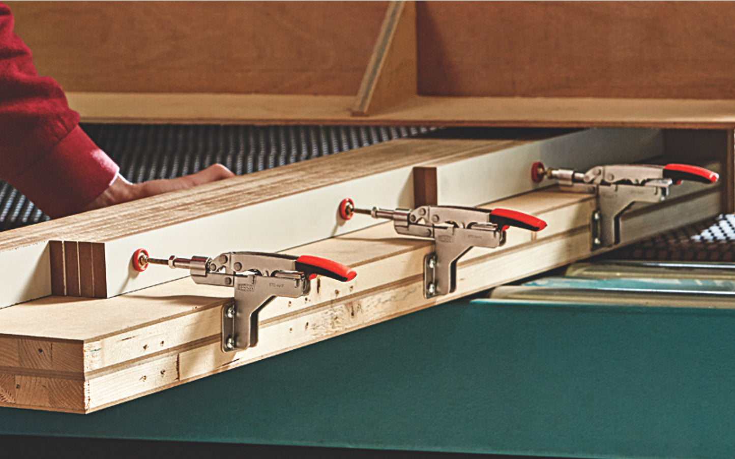 Bessey Auto-Adjust Horizontal Toggle Clamp - STC-IHA15. Auto-adjustment - Self adjusts to variations in workpiece while maintaining clamping force - 3/8" clamping capacity. Adjustable clamping force based on the adjusting screw in the joint (Range of 25 to 250 lbs.). Holding capacity up to 450 lbs (nominal)