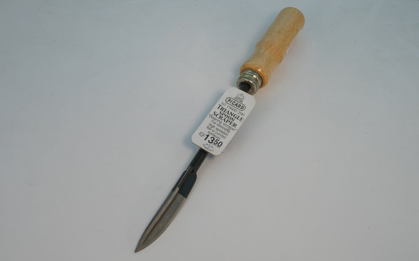 Picard Triangle Spoon Scraper - 19600-200. A Bearing scraper for removing high spots on flat or curved surfaces. Made in Germany. 4016671007664. Made from alloyed Picard special steel, carefully hardened & tempered.
