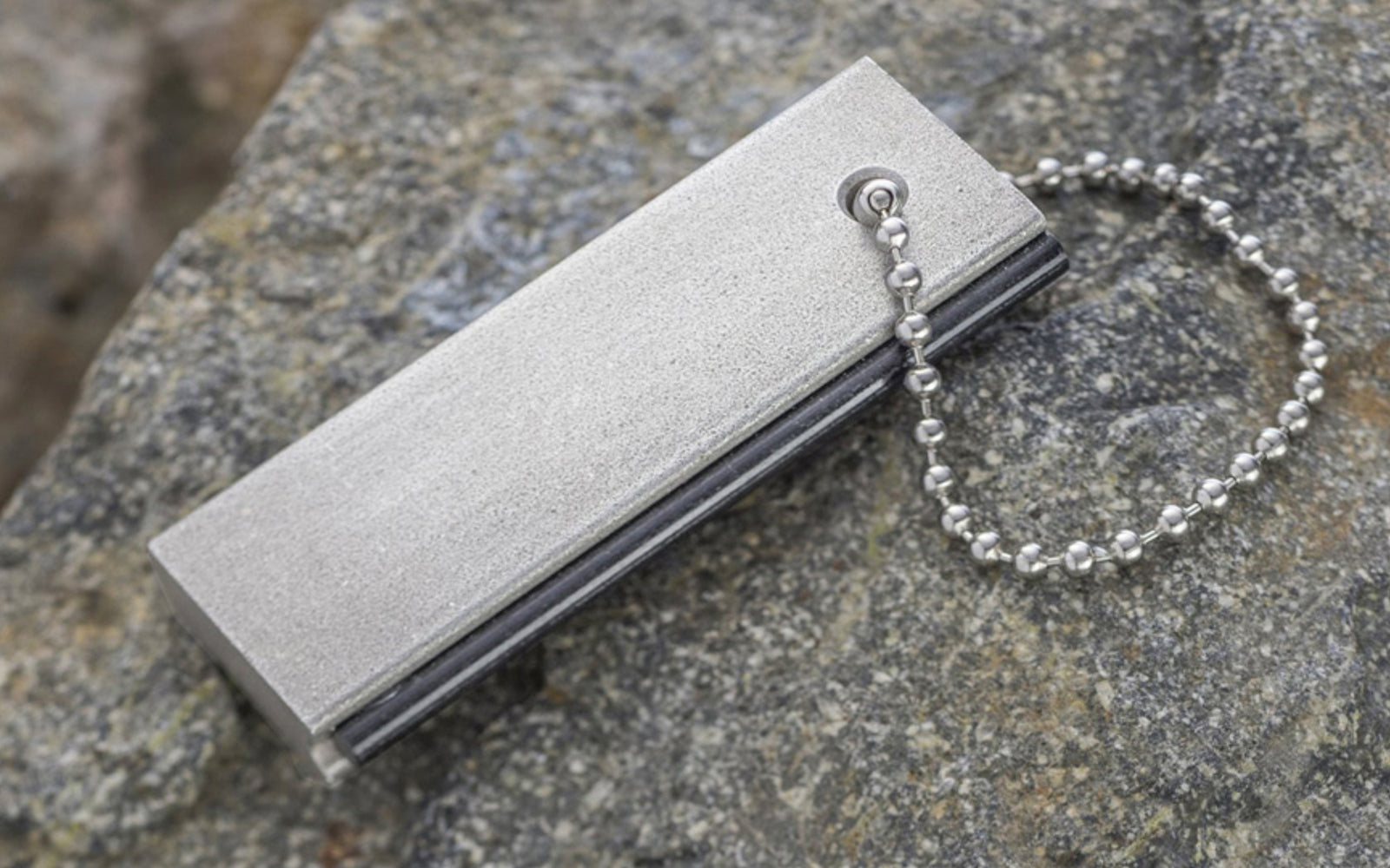 Ultimate Magnesium Fire Starter with Striker. Great for camping, hiking, trekking, boating, hunting, travel, survival, &  emergencies. Made by SE.