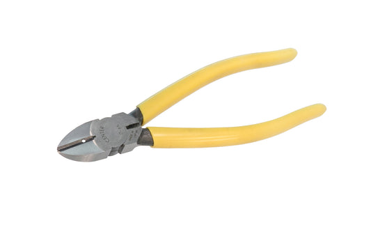 Japanese wire cutters for soft steel. Notch in blade for stripping wire. 6" overall length of diagonal cutter plier. Made in Japan. Japanese diagonal cutters. diagonal cutting pliers