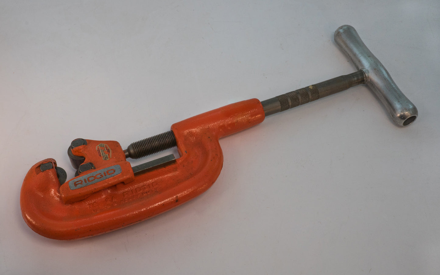 Rigid No. 2A Pipe Cutter. 1/8" to 2" Capacity. Made in USA. 