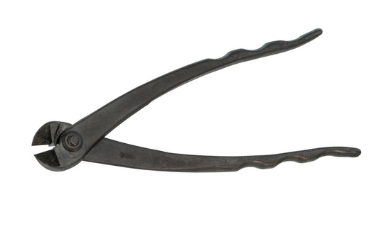 These Japanese Bonsai Wire Cutters are designed specifically for cutting Bonsai wire. The cutters are designed with a rounded head to prevent damaging the branch & with jaws that cut the wire symmetrically & cleanly. Rounded head wire cutters.  Made in Japan.
