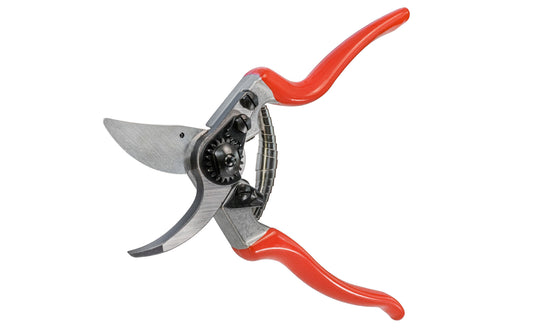 Made in Switzerland - Felco - Model 8 - Swiss Made Bypass pruner - Large Hand Size - These pruning shears / secateurs have an ingenious design which makes them ideal for heavy-duty cutting tasks - Cutting diameter capacity 1" (25 mm) - Blade is made of high-quality hardened steel - Spring loaded - Vinyl coated handle - 783929100067