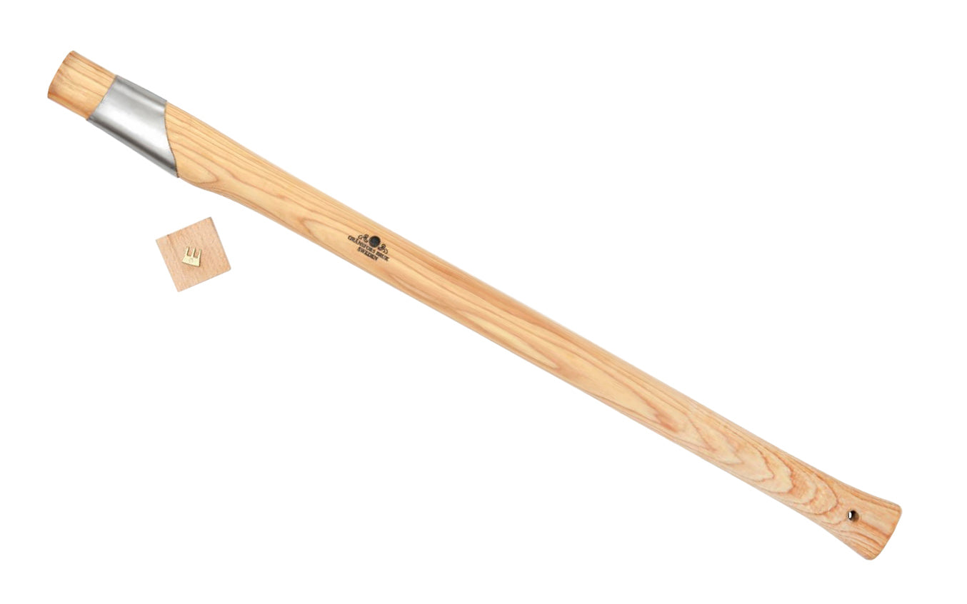 Gränsfors Bruk straight replacement hickory handle is designed for the Long Splitting Axe No. 445 & Splitting Maul No. 450. Wooden shaft is impregnated with warm linseed oil & beeswax. This Replacement handle has a collar guard & includes a wooden wedge & a three-legged iron wedge. Model No. 450H. 7391765450067