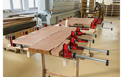 Bessey Parallel K-Body Bar Clamps are powerful clamps designed to clamp at 90 degrees to the rail with very large clamping surfaces. Converts to spreading with no tools required in seconds by removing end stop & reversing operating head. 31" opening - 3-3/4" throat depth - Model KRE3531 - Anti-slide mechanism - REVO - 788502203753