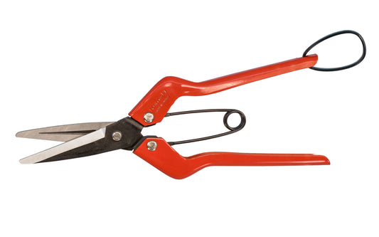 These Japanese Kamaki thinning shears are good for general purpose trimming & delicate work as well. The tips of shears are pointed & will reach tight spaces with ease. Good for many various tasks such as floral pruning & thinning, leaf trimming, deadheading, & general purpose snipping. 4953699007712. Made in Japan.