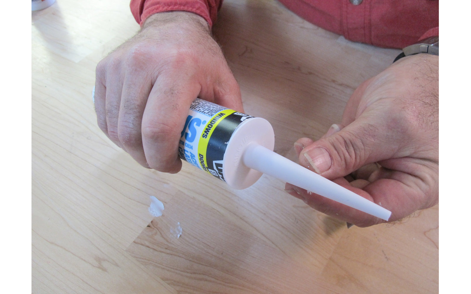 FastCap Caulking Tube Replacement Tip - Gives new life to your clogged tubes of caulking & adhesive - Excellent for adhesives & caulking - Universal fit eliminates leaks in standard caulking tubes & solves the problem of dried up tips - Fast Cap Model No. NEW TIP