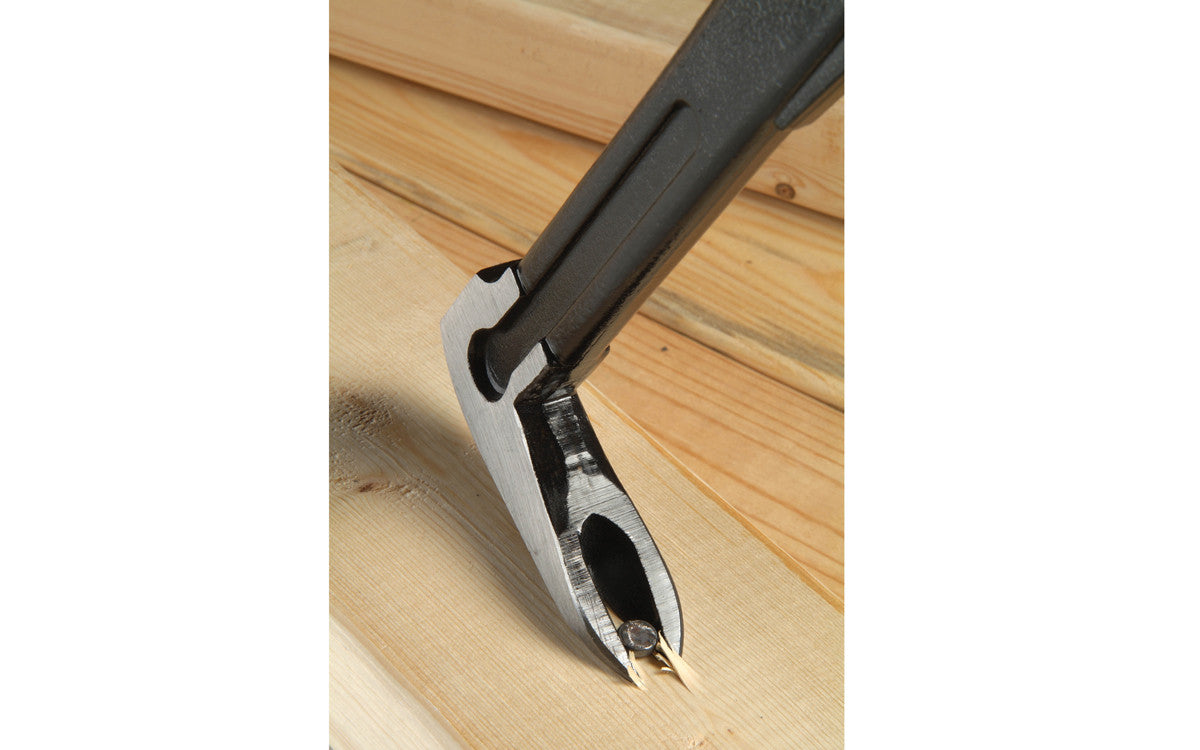 The Estwing "Pro Claw" RSC Bar is a three-in-one nail puller, the roofing, siding, & construction bar. 16" length. Heavy duty & stout. Made in USA.