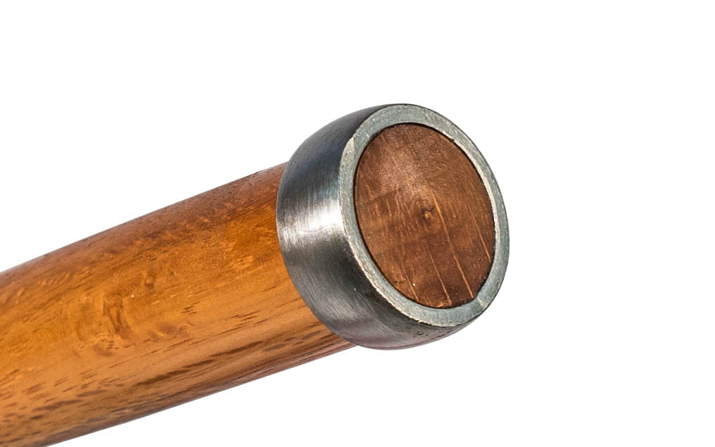 High quality Japanese Seigen Saku socket chisel 6 mm (1/4") with high-grade Japanese laminated steel. The whole chisel itself has a well-balanced feel when in your hand with it's long blade, making it ideal for woodworkers. The beveled edges help the chisel work with accuracy in tight spots. Made in Japan.